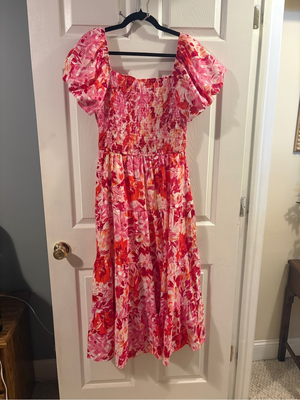 Women’s Pink Floral Puff-Sleeve Smocked Dress